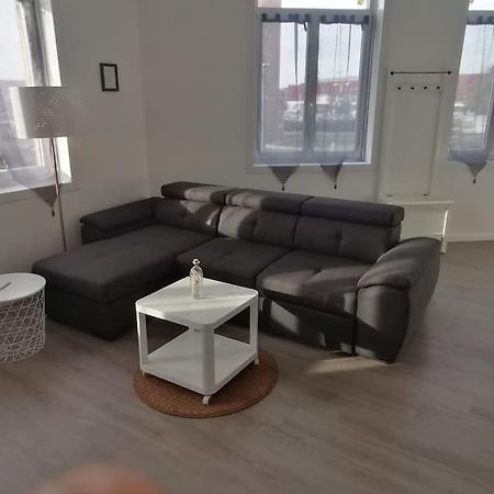 Studio Tout Confort Dans Le Centre-Ville Dunkirk Dış mekan fotoğraf